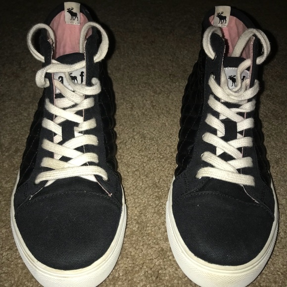 abercrombie kids Other - Abercrombie & Kids Black Shoes SZ 6 CLEARANCE